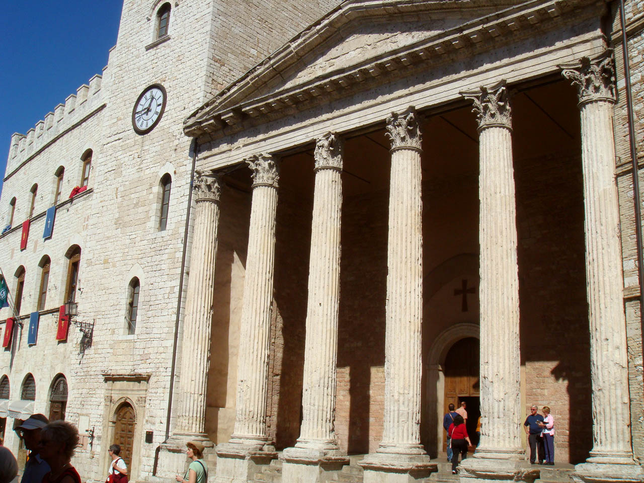 Santa Maria Sopra Minerva Church - Assisi Day Tour with Stefano's RomeCabs